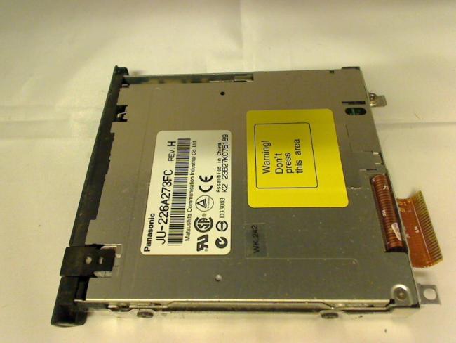 Floppy Diskettenlaufwerk JU-226A273FC REV. H mit Blende Fujitsu Amilo-A CY26 (1)