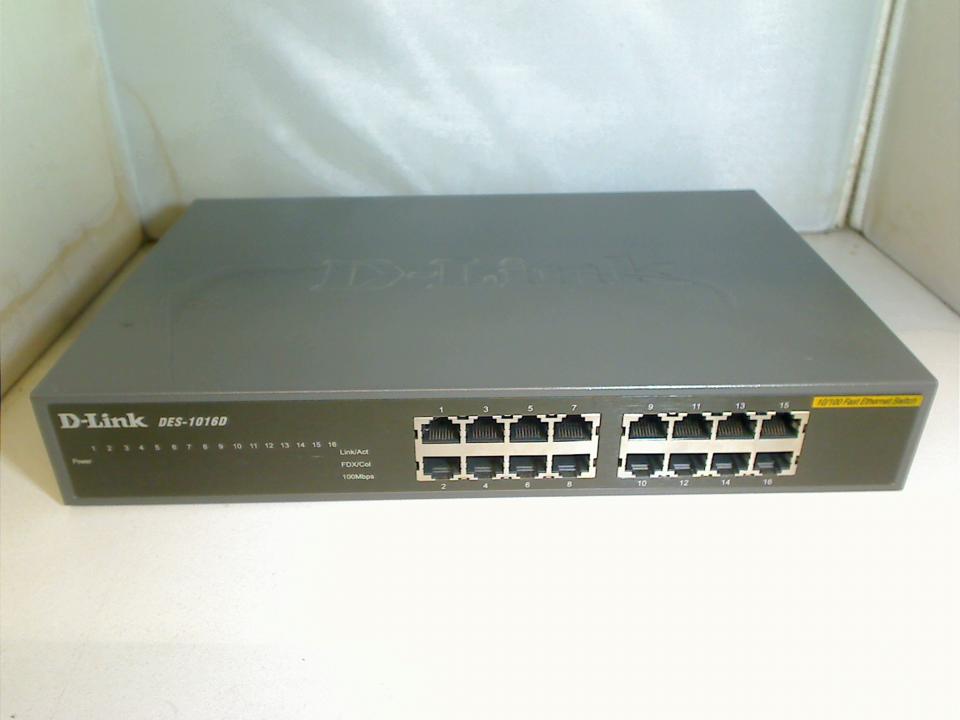 16-Port 10/100Mbit RJ45 Fast Ethernet Switch D-Link DES-1016D