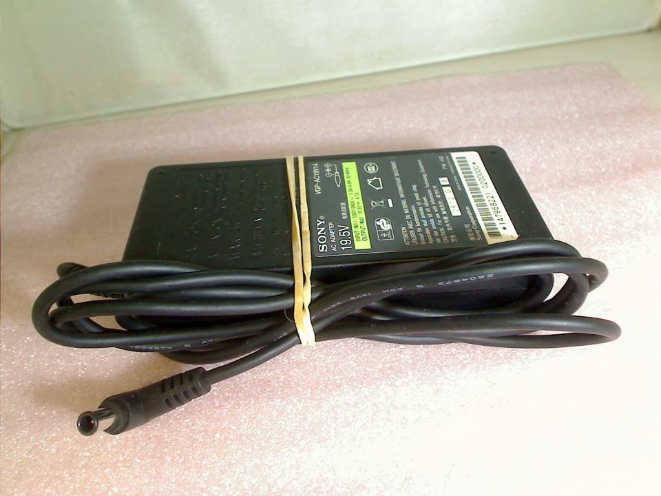 Netzteil Adapter 19.5V 4.7A 90W VGP-AC19V14 Original Sony