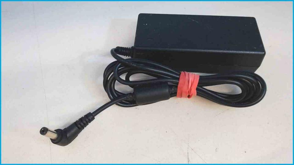 Netzteil Adapter LI SHIN 19V 3.42A (100-240V 50-60Hz) Fujitsu Siemens 0335A1965