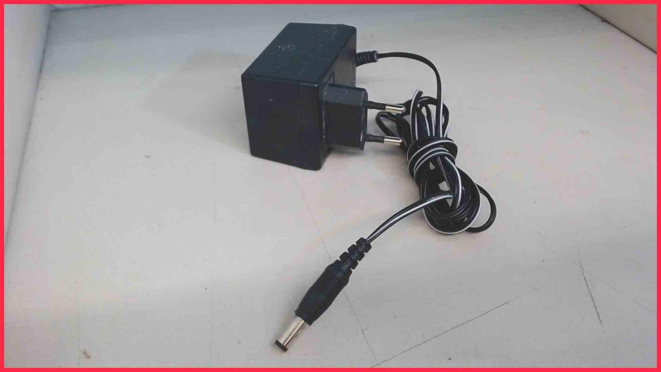 Netzteil Adapter Ladegerät 15.3V 210mA 3.2VA HKA-15321 Black & Decker EPC12 H1