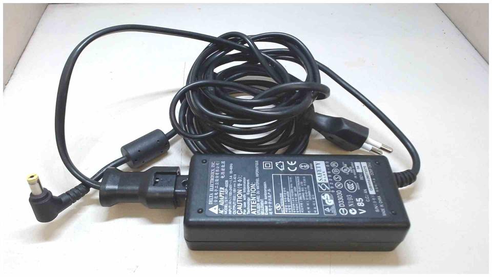 Netzteil Adapter Original 19V 3,42A 65W Delta Electronics ADP-65DB
