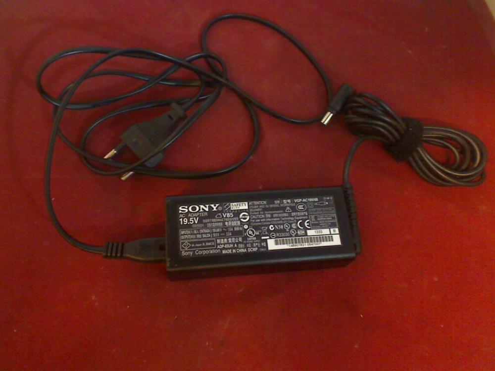 Netzteil Adapter Original VGP-AC19V48 19.5V 3.3A Sony Vaio SVE171G12M