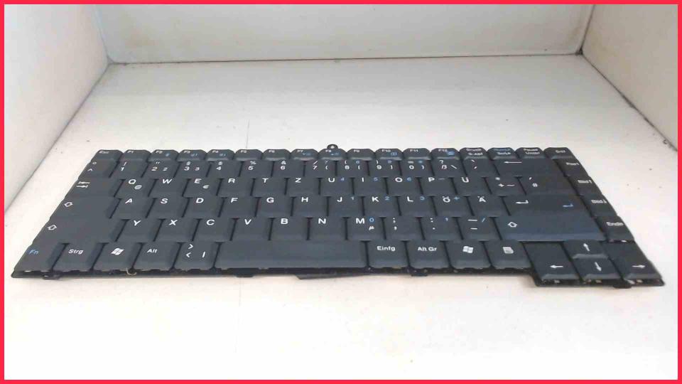 Original Deutsche Tastatur Keyboard
 NSK-E312G Yakumo 557S