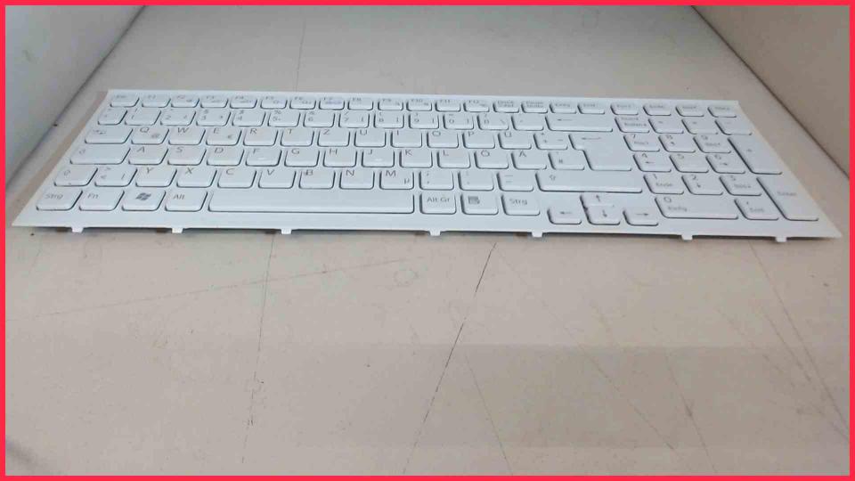 Original Deutsche Tastatur Keyboard
 Weiß Sony Vaio PCG-71311M VPCEB3E4E