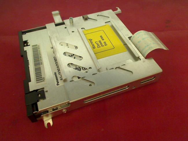 Floppy Diskettenlaufwerk 3,5" mit Blende, Kabel, Halterung Fujitsu Amilo D 7800